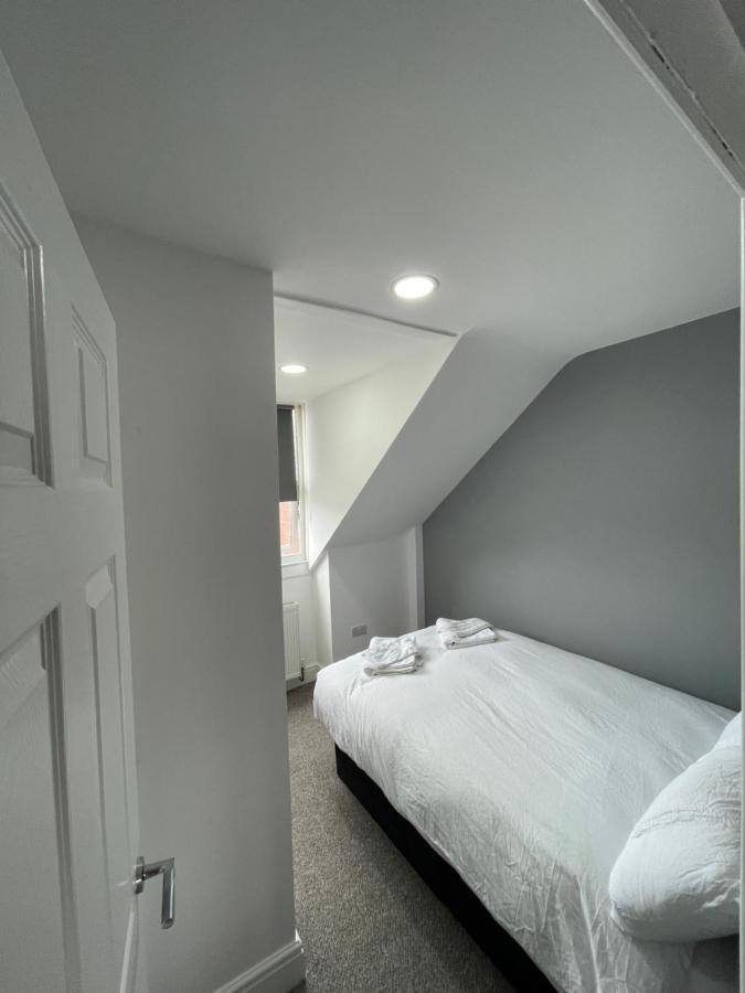 Luton Short Term Lets - Cardiff Road Apartment Luaran gambar
